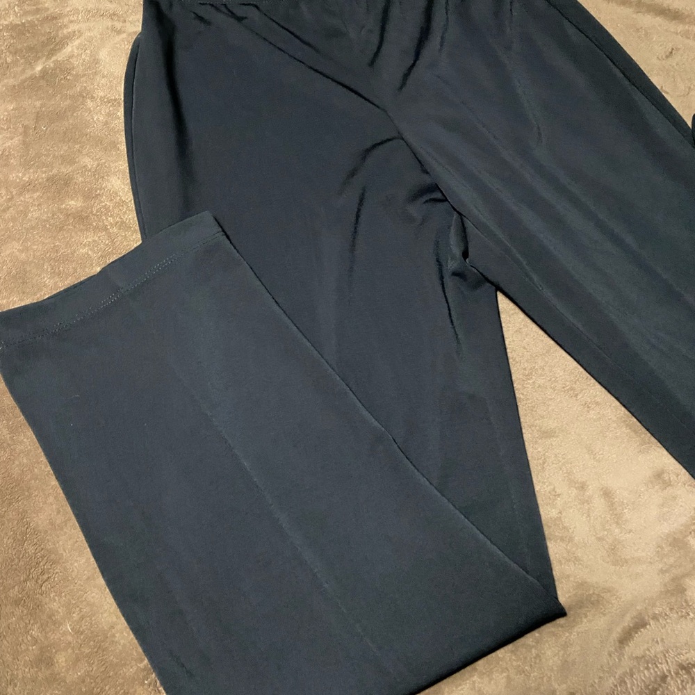 Black Wide-Leg Pants Susan Graver size medium - Picture 2 of 7